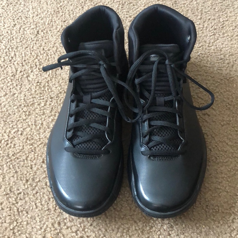 Like New Under Armour UA Lockdown 2 Mens 9.5